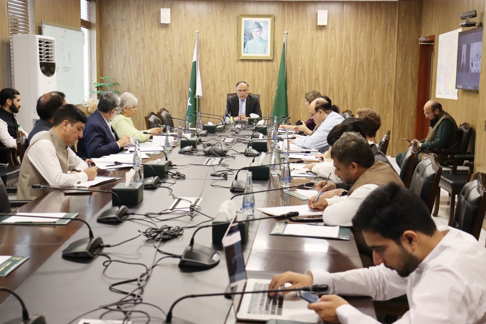 Federal Minister for Planning, Development and Special Initiatives, Professor Ahsan Iqbal, chaired a high-level meeting to review preparations for the commemoration of Allama Iqbal’s 150th birth anniversary. 