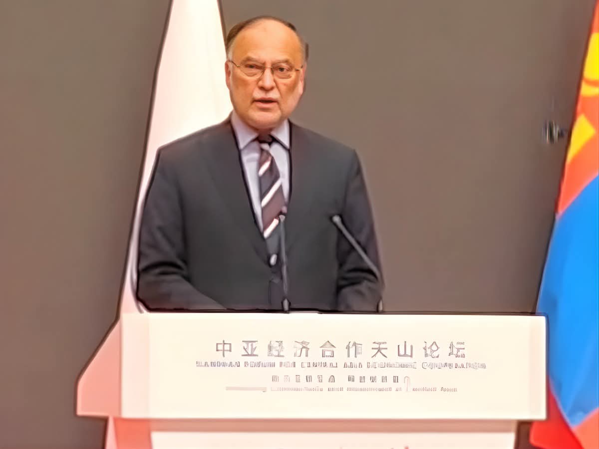 Pakistan Proposes New Blueprint for Eurasian Cooperation at Tianshan Forum in Urumqi
