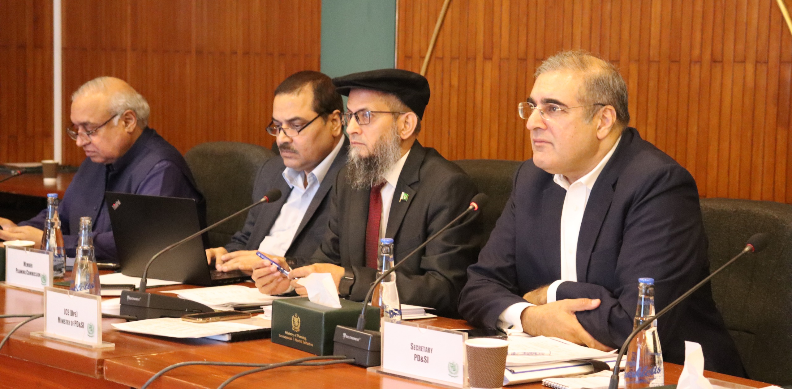 30 مئی 2024: سینٹرل ڈویلپمنٹ ورکنگ پارٹی (سی ڈی ڈبلیو پی) کا اجلاس جمعرات کو اسلام آباد میں منعقد ہ