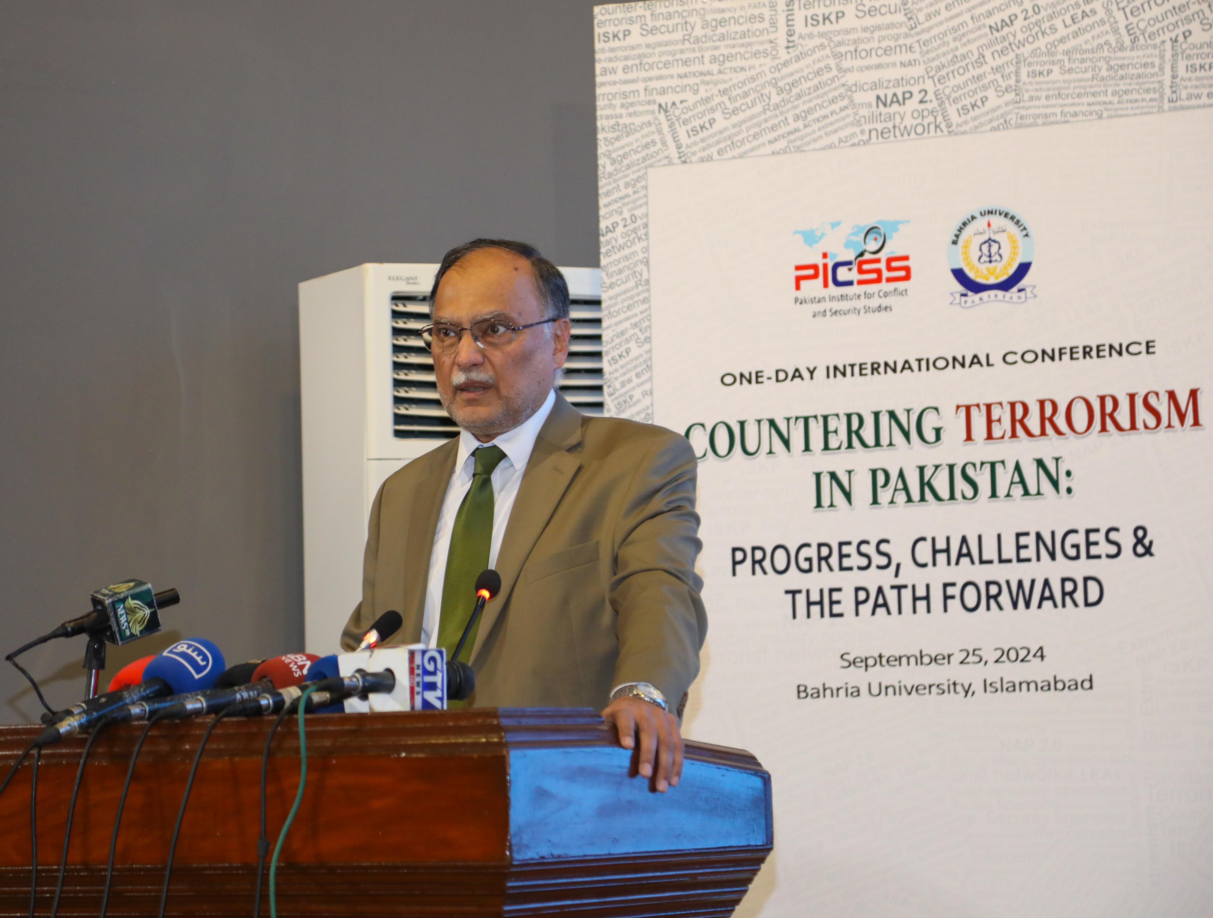 Federal Minister for Planning, Development & Special Initiatives Ahsan Iqbal addressed a one-day seminar on “Countering Terrorism in Pakistan: Progress, Challenges, and the Way Forward” at a local university