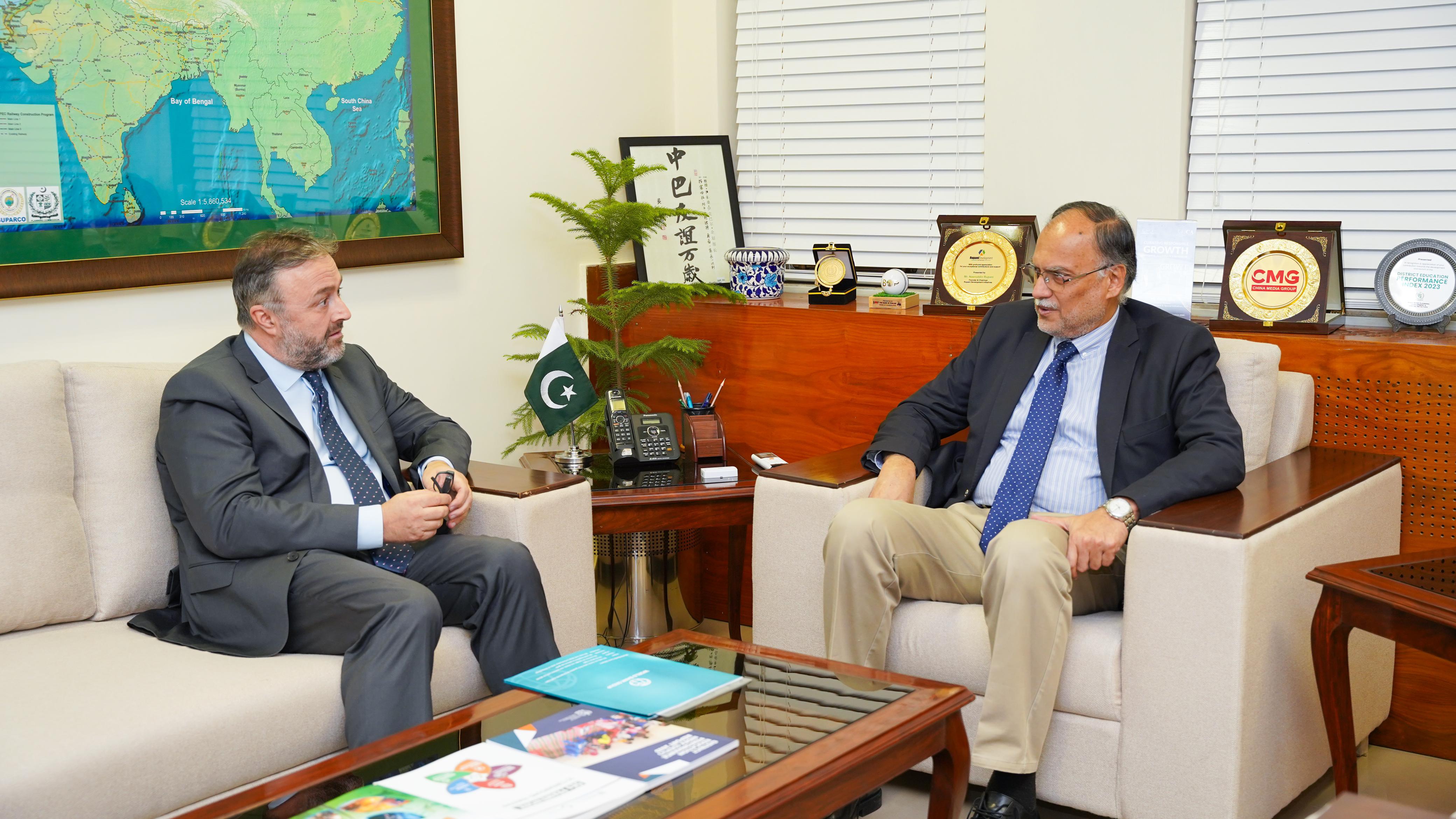 World Bank Country Director  Najy Benhassine and Ahsan Iqbal Discuss Economic Growth Strategy and Initiatives to Transform Governance