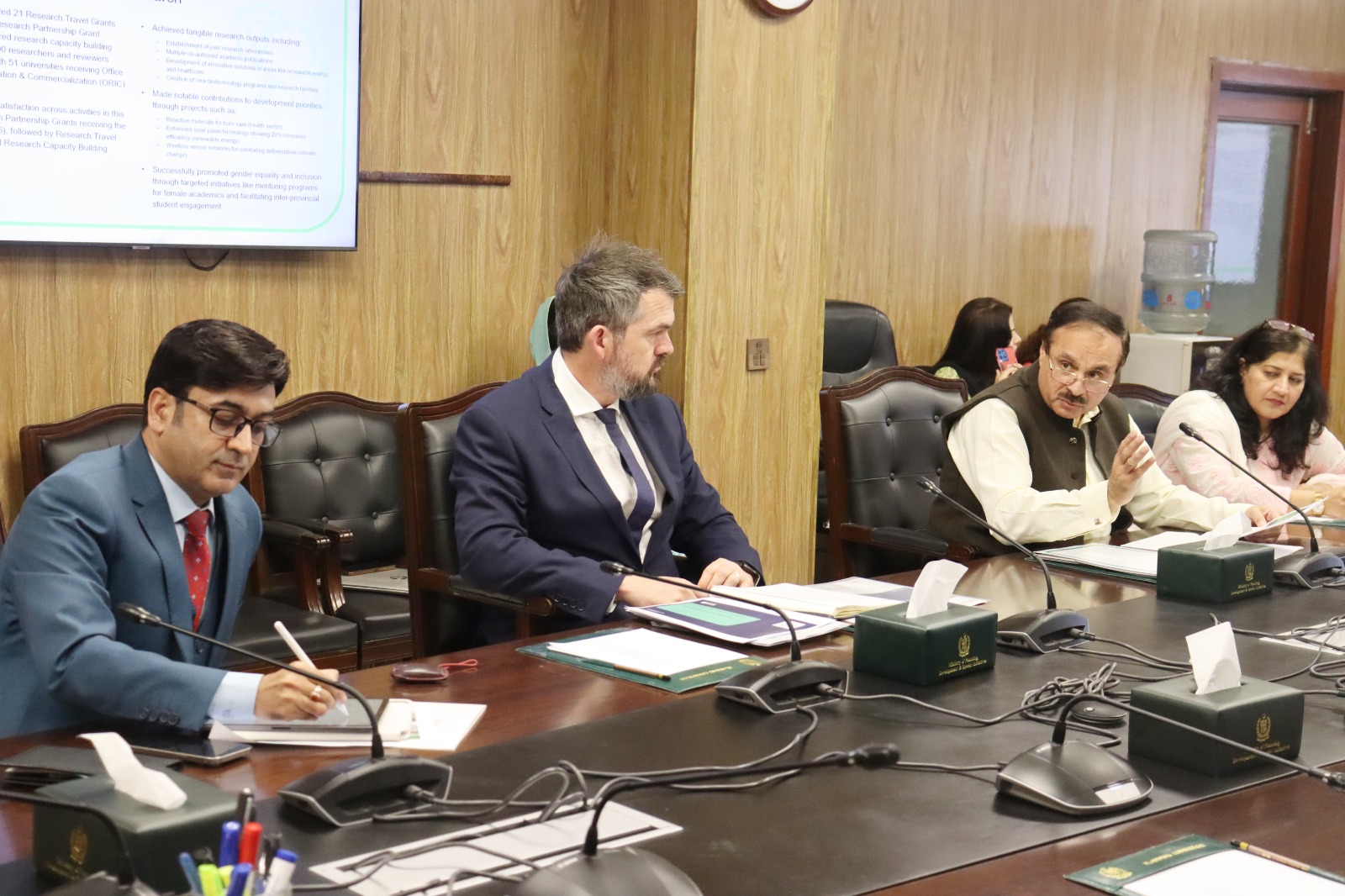Federal Minister for Planning, Development & Special Initiatives Ahsan Iqbal chaired a high-level meeting on the "Framework for Processing Concept Proposals for New Projects under the Pakistan-UK Education Gateway Phase 2"
