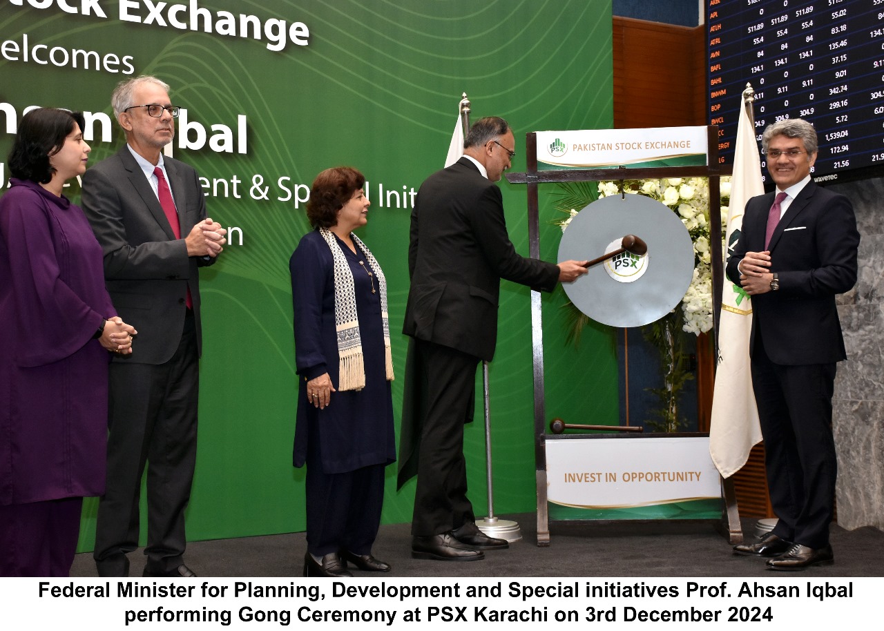 Ahsan Iqbal strikes gong at PSX as Pakistan Stock Exchange crosses 100,000 mark for the first time in Pakistan's history