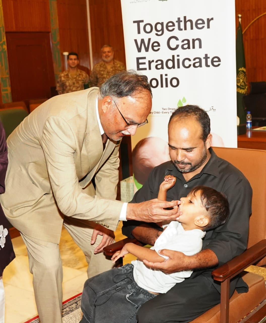 Planning Minister Ahsan Iqbal Formally Launches Nationwide Polio Vaccination Campaign, Reaffirms Resolve to Eradicate Virus