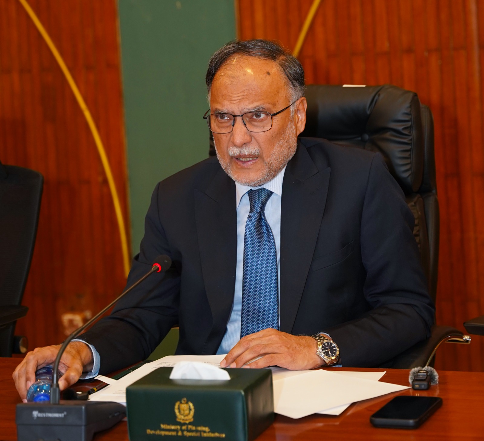 Federal Minister Ahsan Iqbal Leads Multi-Party Consultation on Civil Service Reforms