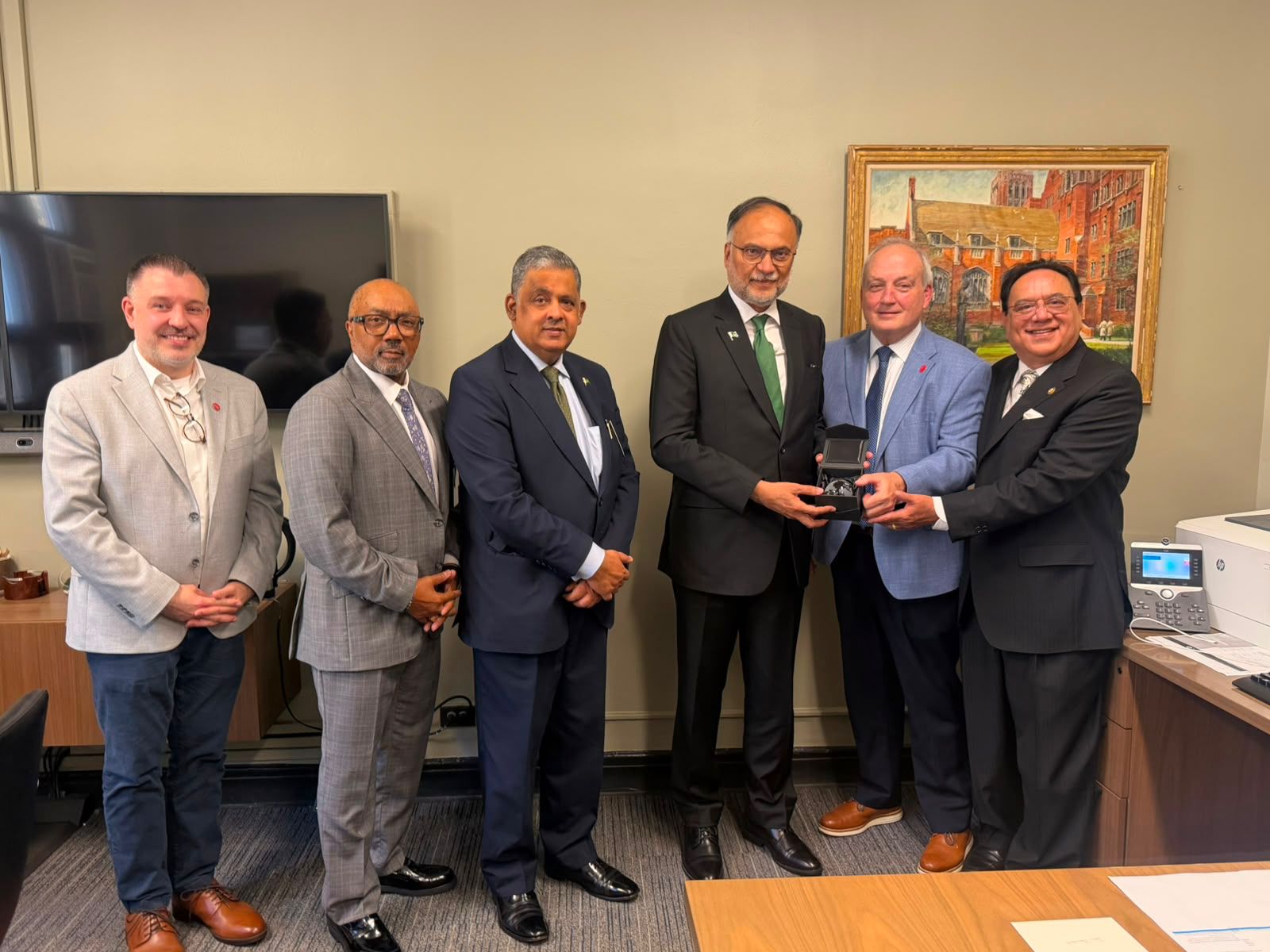 Federal Minister Ahsan Iqbal Initiates  Future Collaboration with University of Illinois Chicago and PM’s Flagship intiatives, PKLI and Jinnah Medical Complex