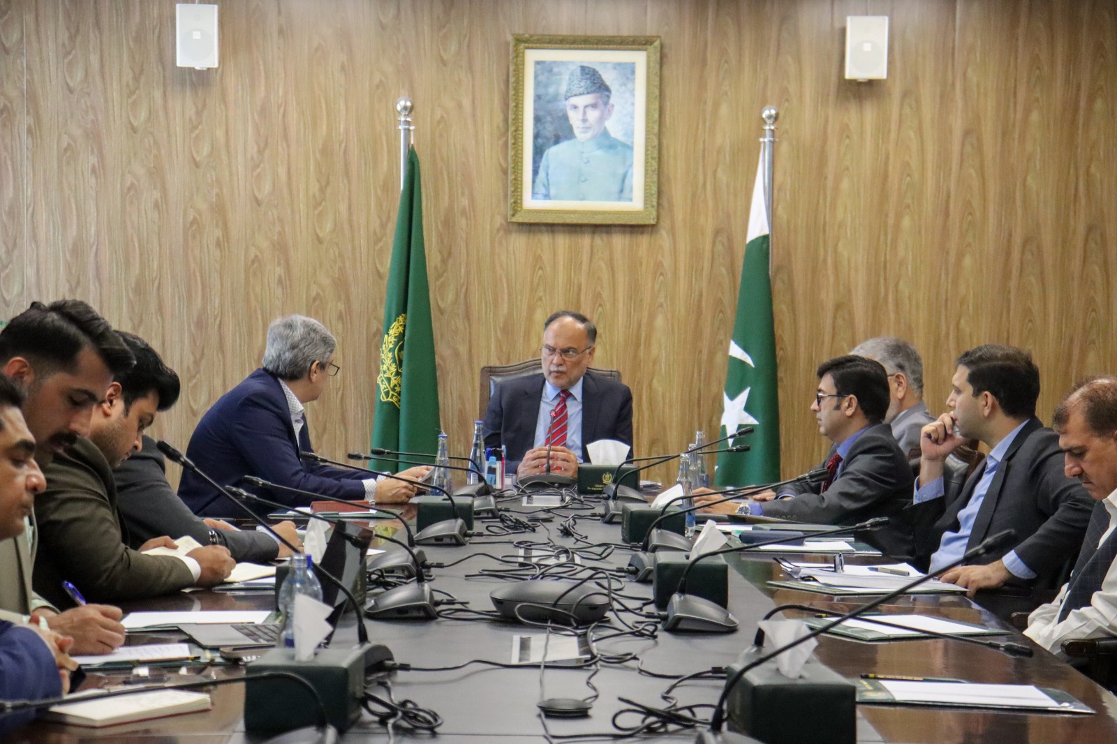 Ahsan Iqbal Chairs High-Level Meeting to Launch Daanish University Under URAAN Pakistan