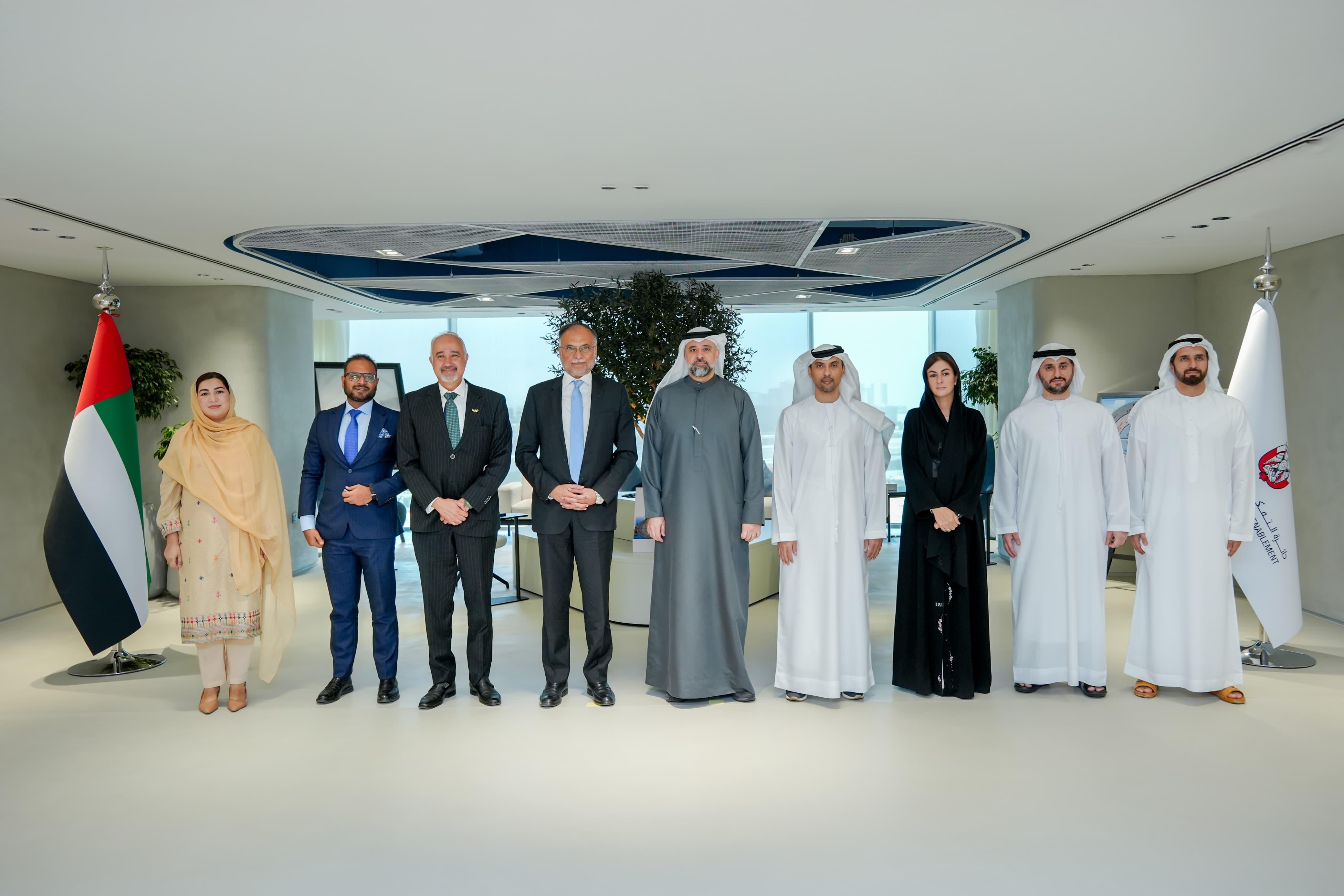 Federal Minister Ahsan Iqbal Visits Department of Government Enablement in Abu Dhabi
