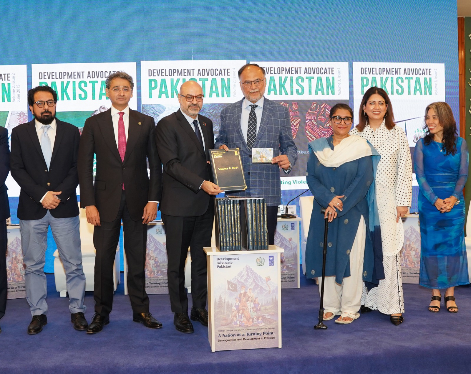 One Million Pakistani Youth to Be Mobilized to Lead Community Awareness Campaigns Under URAAN Pakistan: Ahsan Iqbal